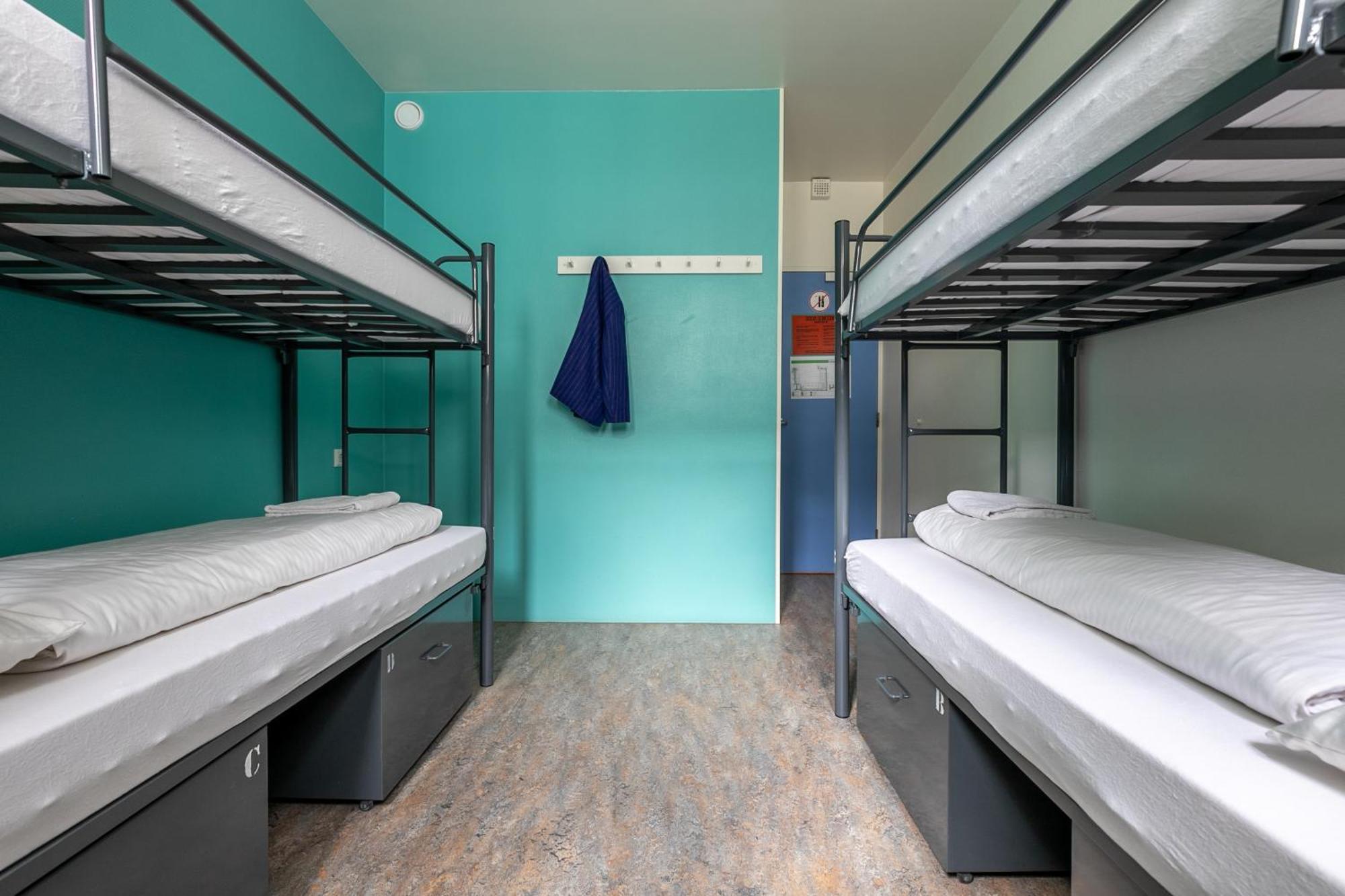 Hans Brinker Hostel Амстердам Екстер'єр фото
